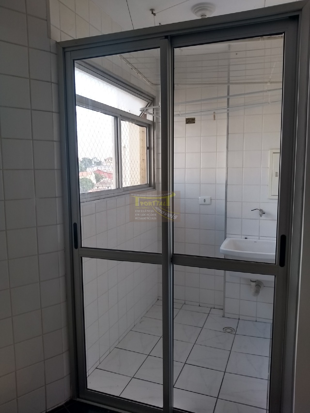 Apartamento para alugar com 2 quartos, 60m² - Foto 13