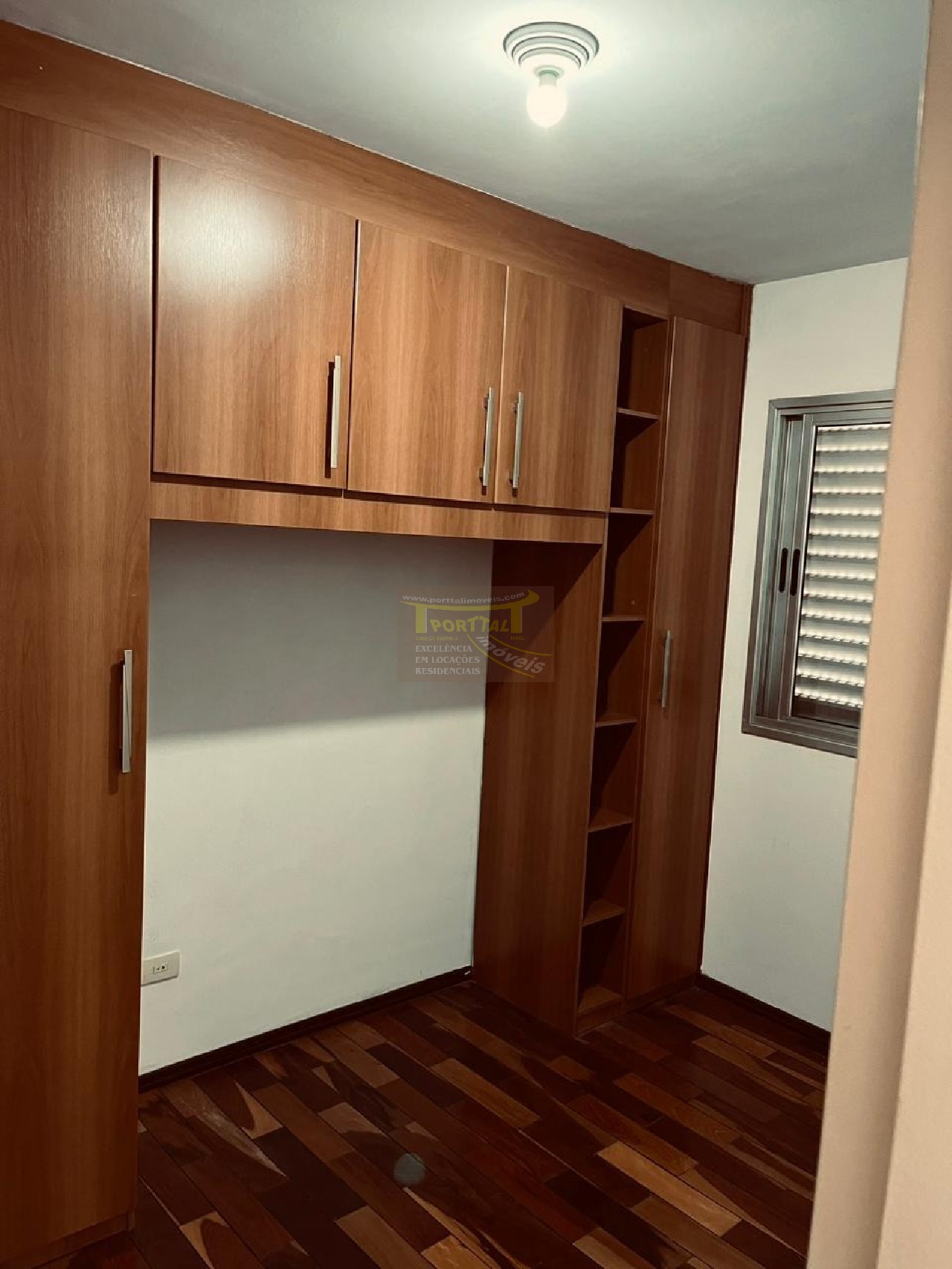 Apartamento para alugar com 2 quartos, 60m² - Foto 11