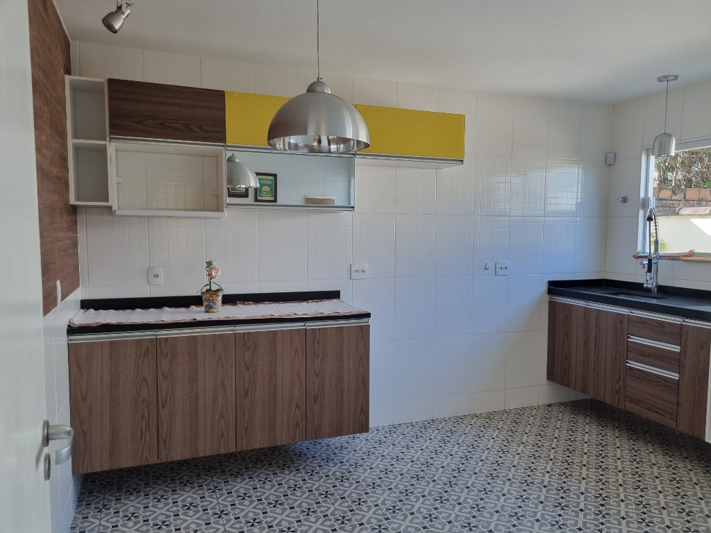 Casa à venda com 2 quartos, 65m² - Foto 10