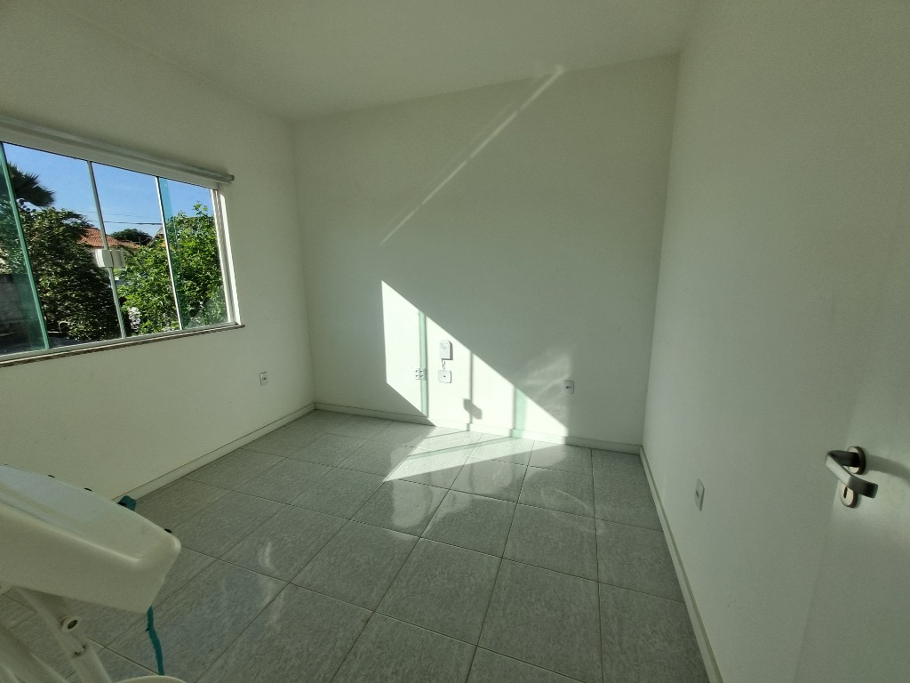 Casa à venda com 2 quartos, 65m² - Foto 20