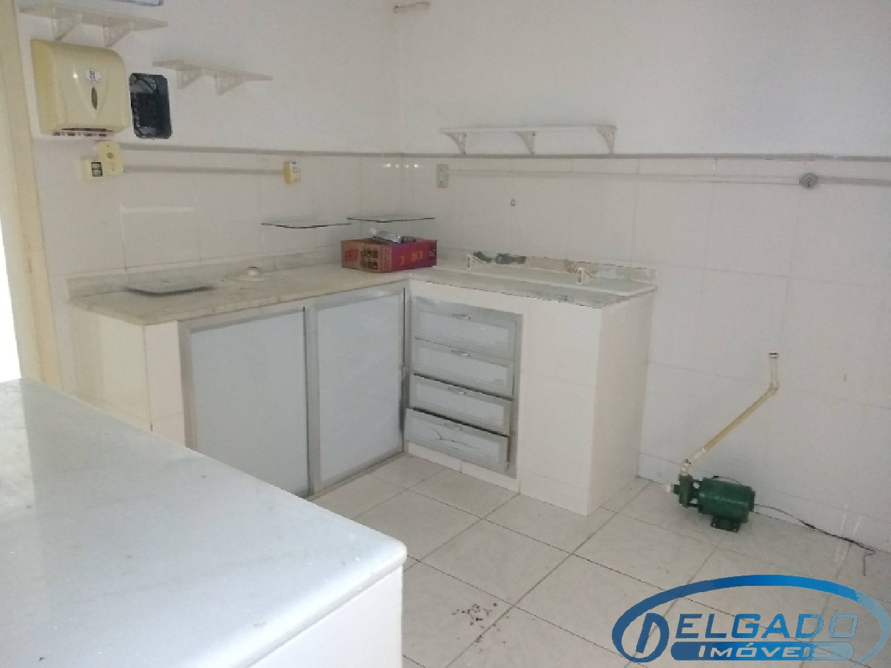 Prédio Inteiro para alugar com 2 quartos, 50m² - Foto 12