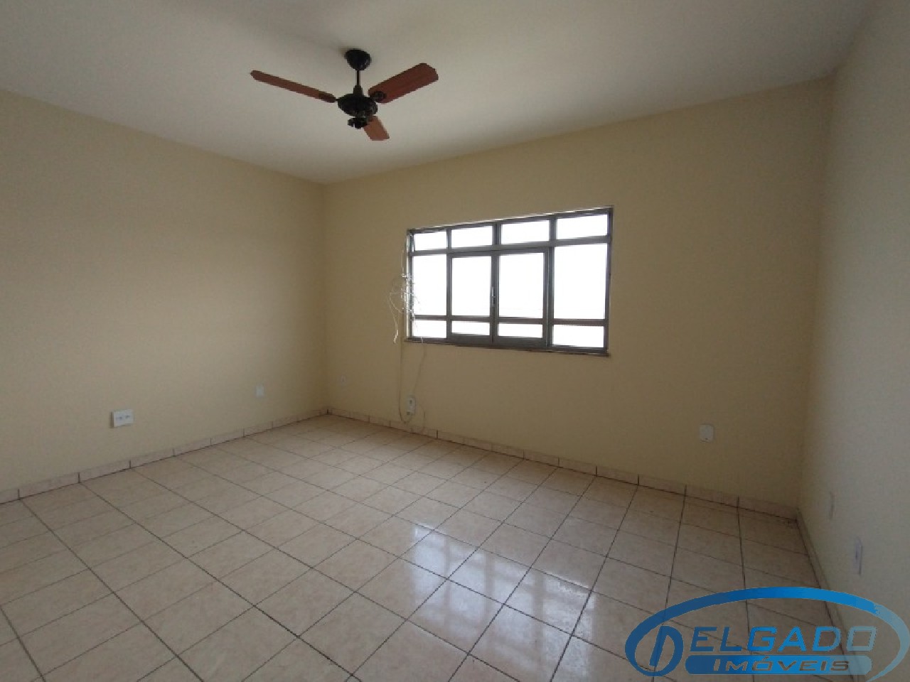 Apartamento para alugar com 2 quartos, 65m² - Foto 4