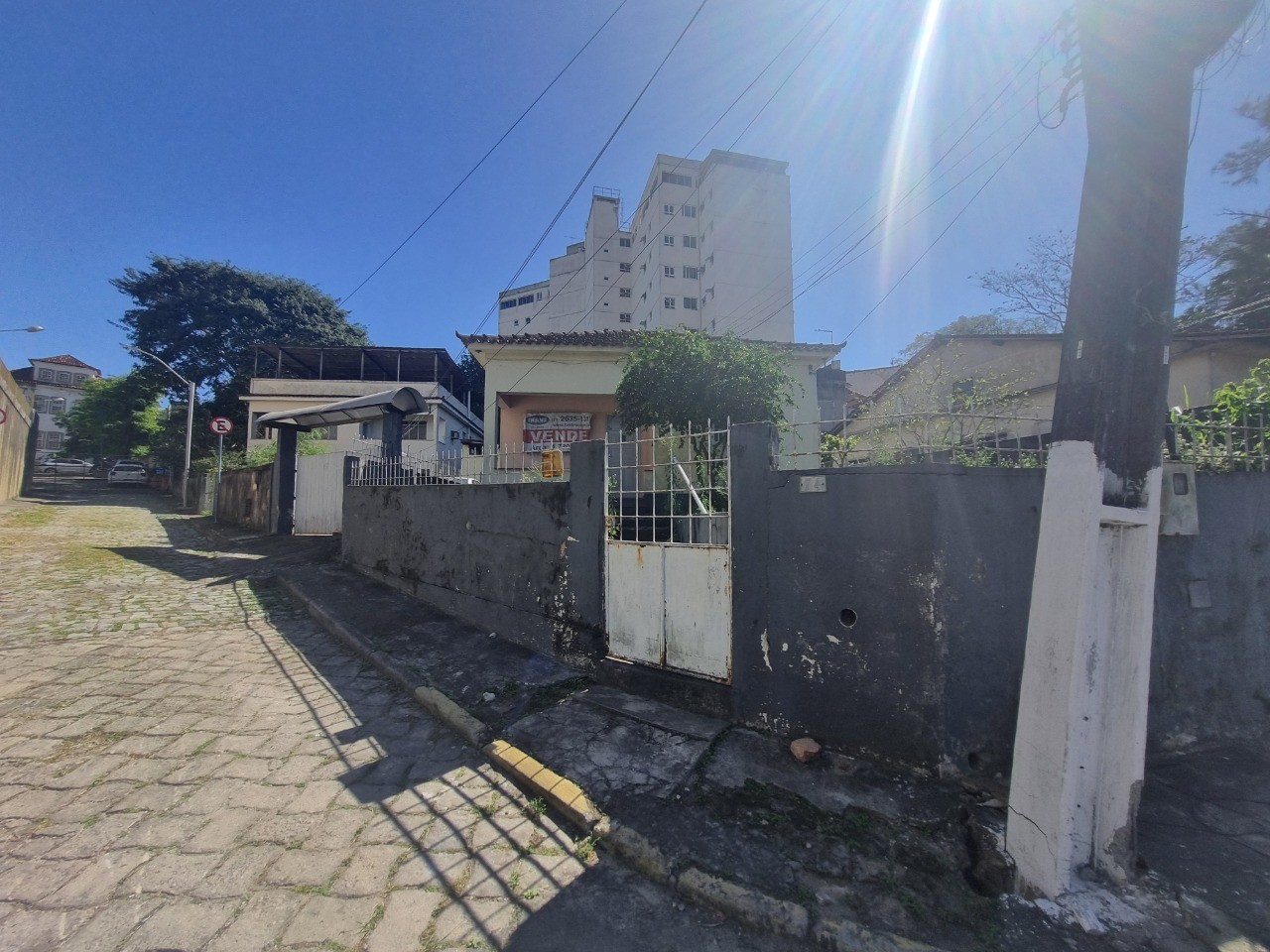 Prédio Inteiro para alugar com 2 quartos, 140m² - Foto 2