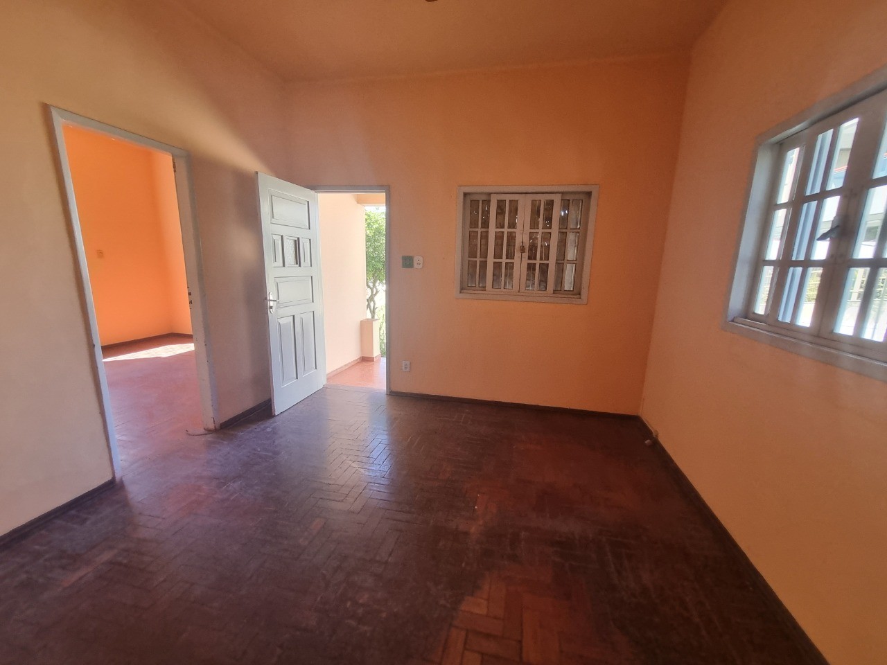 Prédio Inteiro para alugar com 2 quartos, 140m² - Foto 5