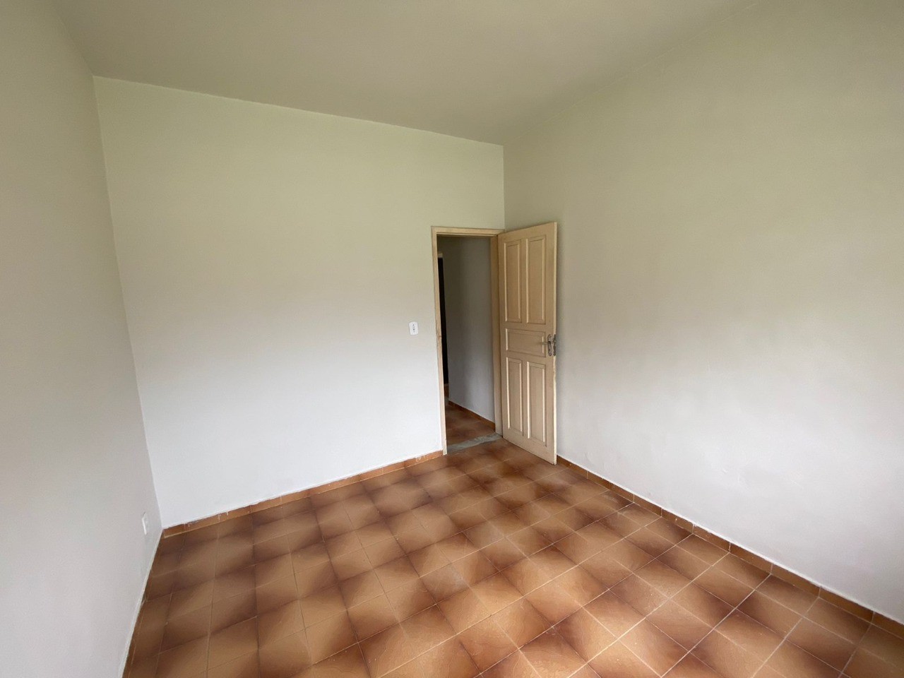 Casa para alugar com 2 quartos, 65m² - Foto 10