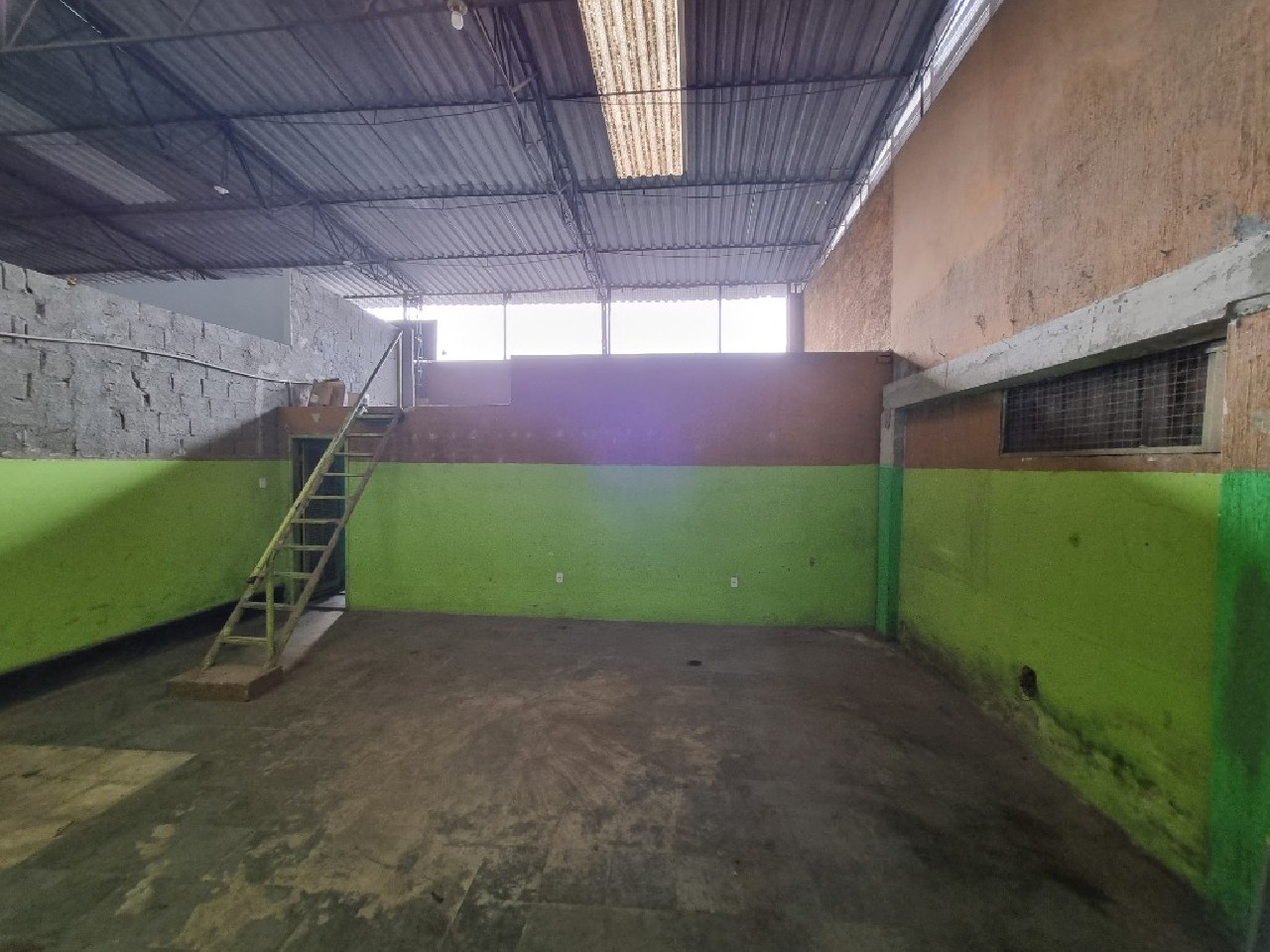 Depósito-Galpão-Armazém para alugar, 300m² - Foto 15