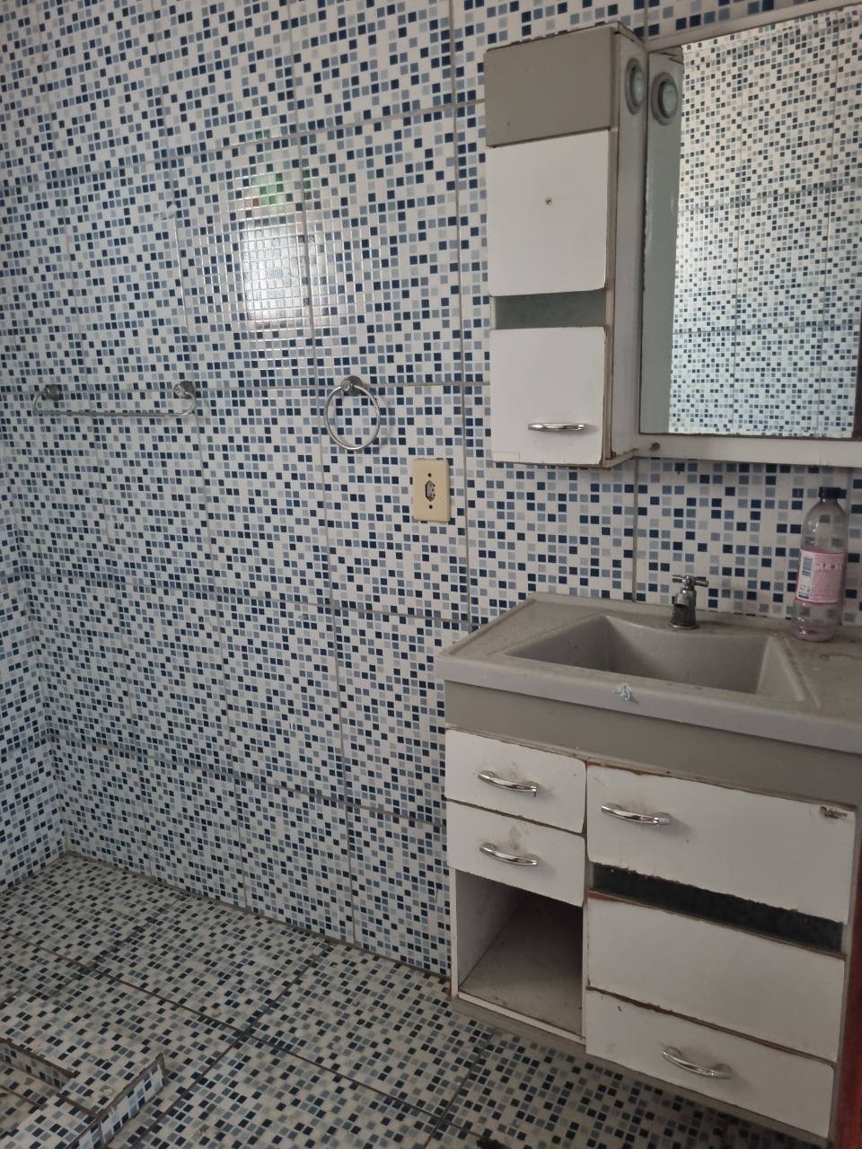 Casa para alugar com 1 quarto, 45m² - Foto 14