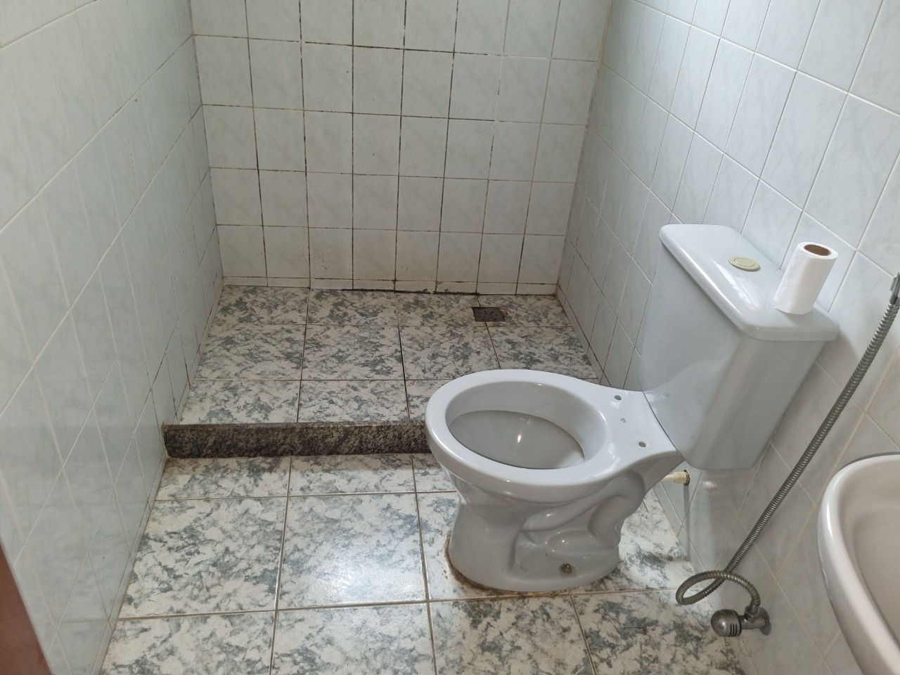 Casa para alugar com 2 quartos, 50m² - Foto 22