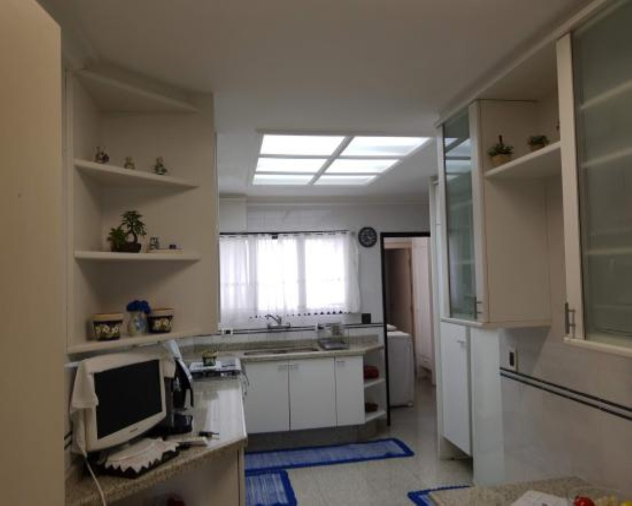 Apartamento à venda com 4 quartos, 180m² - Foto 17