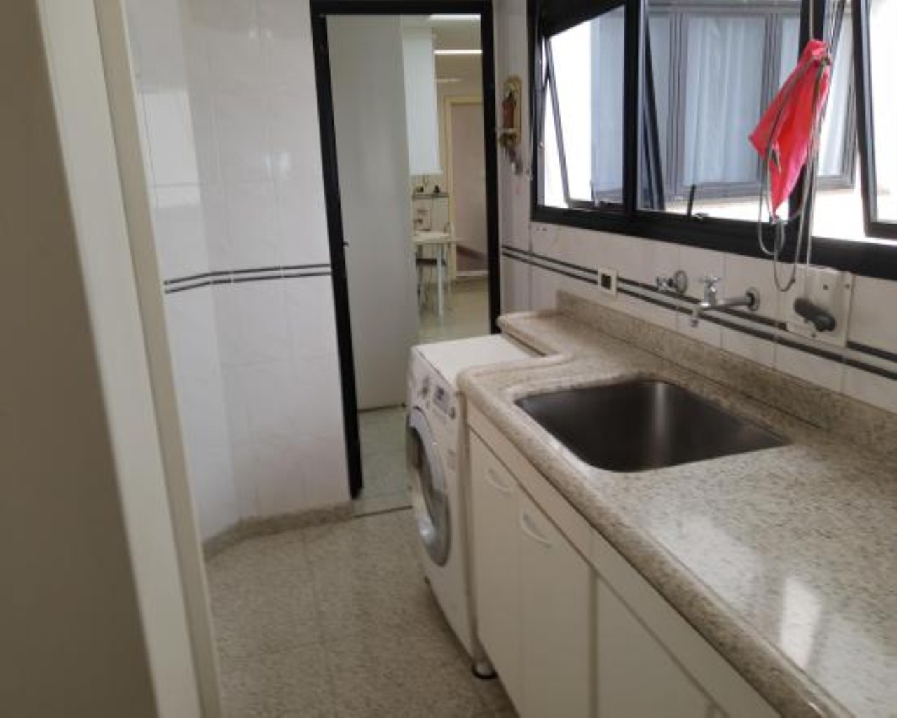 Apartamento à venda com 4 quartos, 180m² - Foto 19