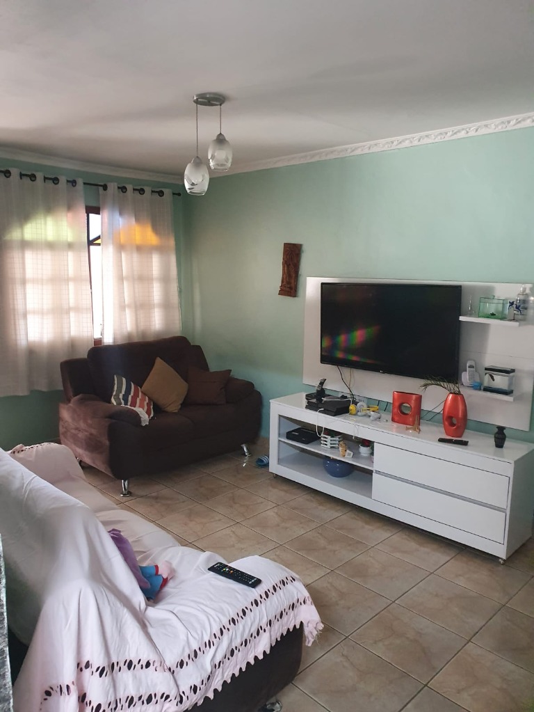 Casa à venda com 2 quartos, 200m² - Foto 5