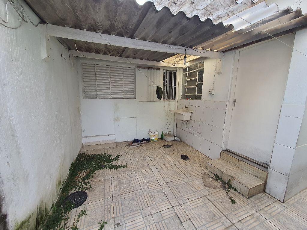 Casa à venda com 2 quartos, 165m² - Foto 14