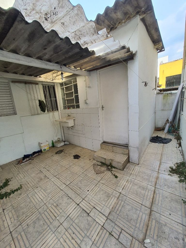 Casa à venda com 2 quartos, 165m² - Foto 18