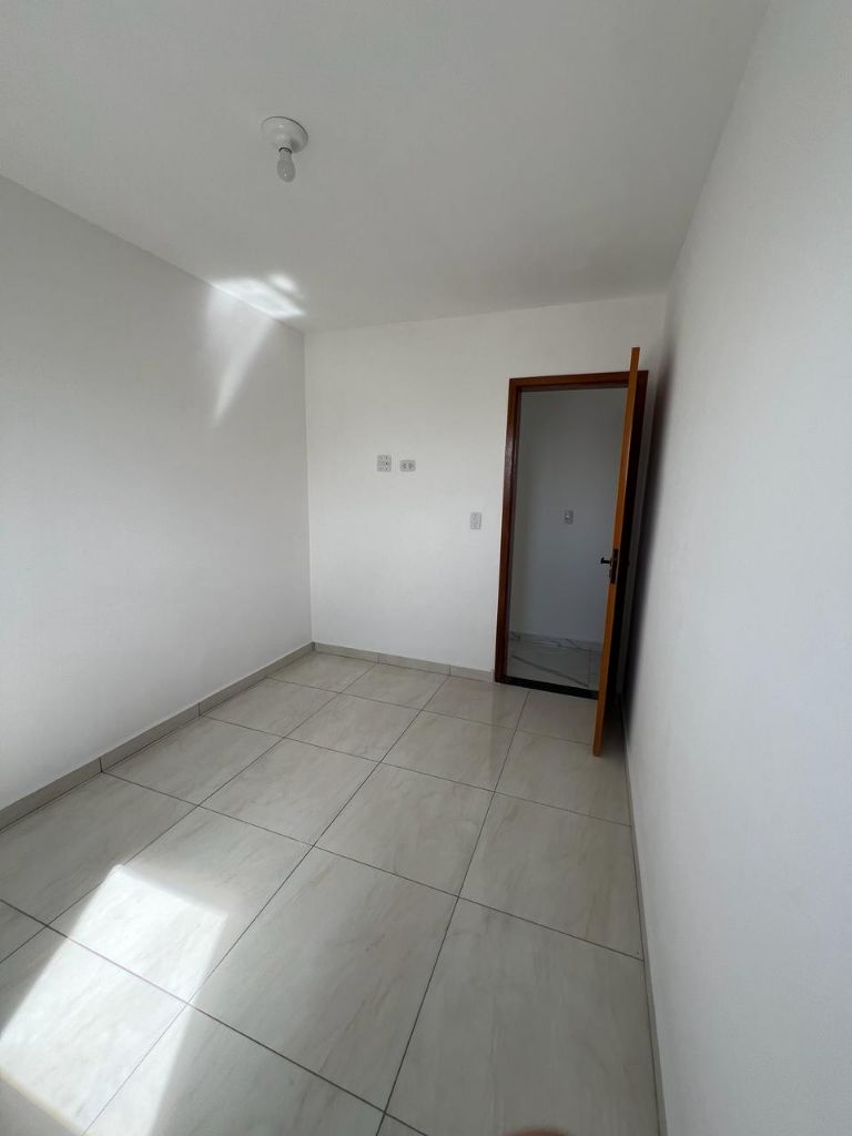 Apartamento à venda com 2 quartos, 37m² - Foto 15