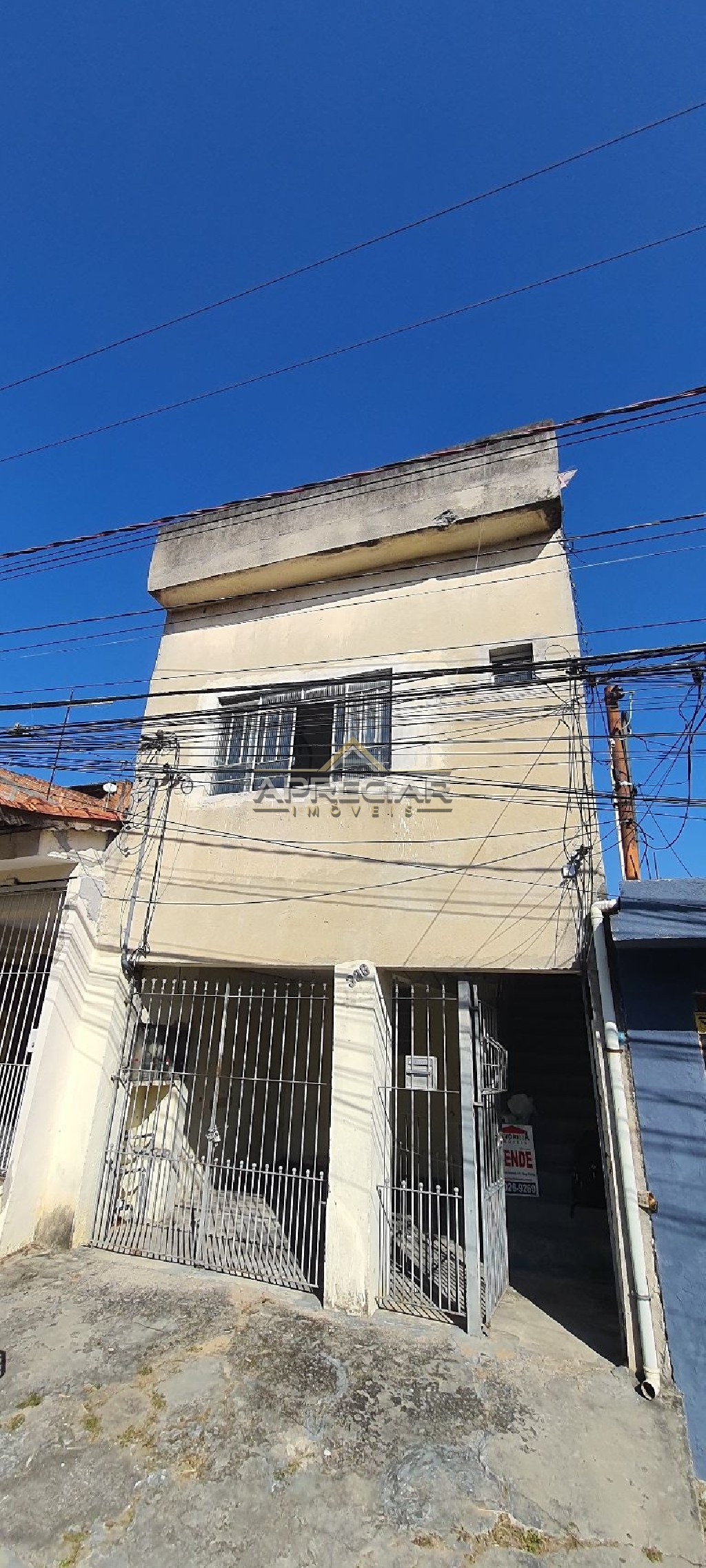 Casa à venda com 1 quarto, 200m² - Foto 1