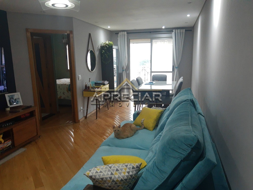 Apartamento à venda com 3 quartos, 77m² - Foto 11