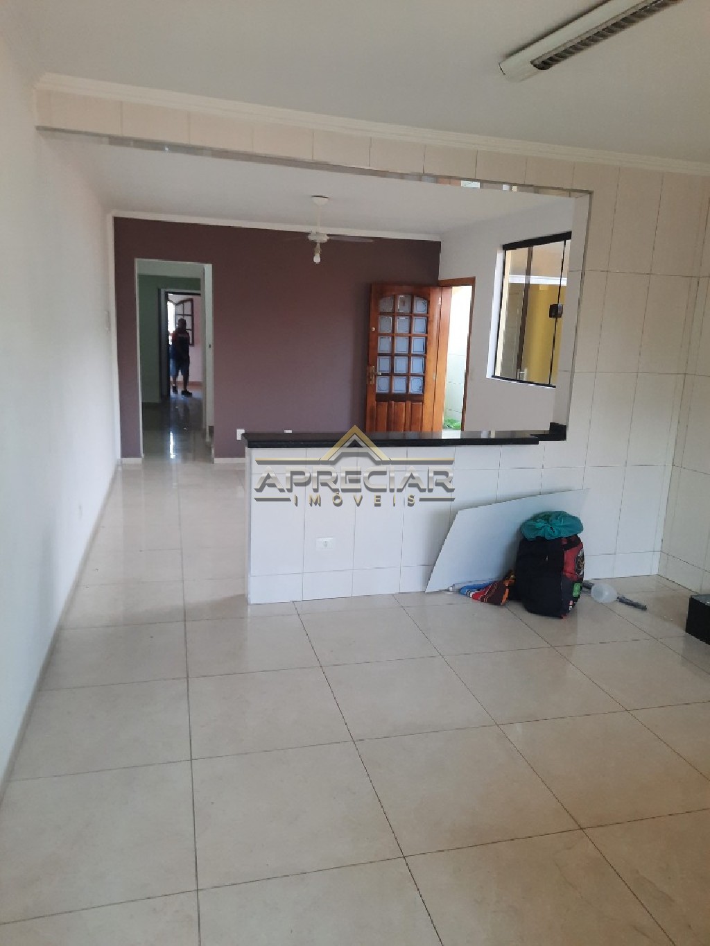 Casa à venda com 3 quartos, 240m² - Foto 1