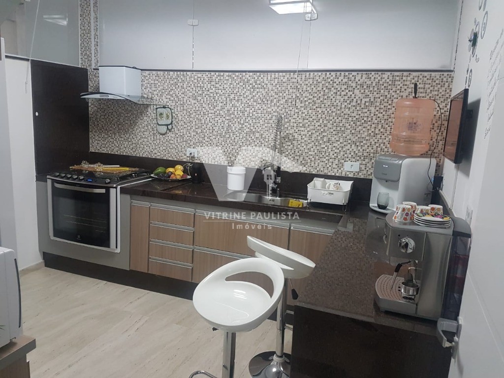 Casa à venda com 2 quartos, 220m² - Foto 7