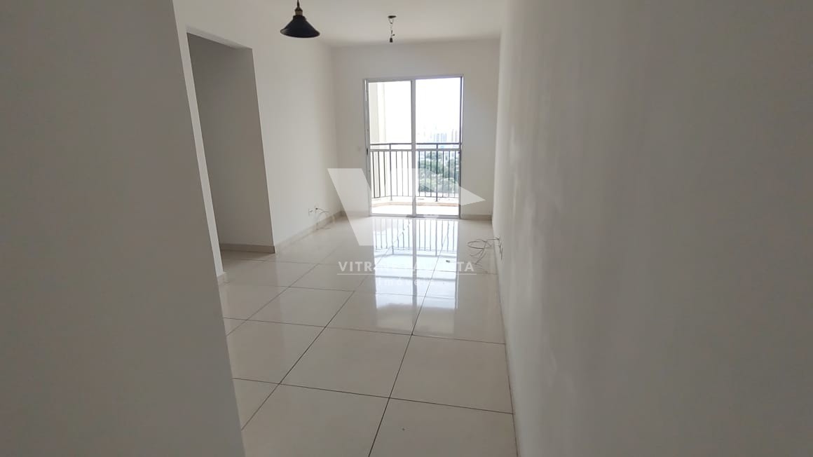 Apartamento à venda com 3 quartos, 64m² - Foto 2