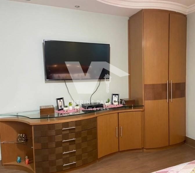 Casa à venda com 4 quartos, 611m² - Foto 21