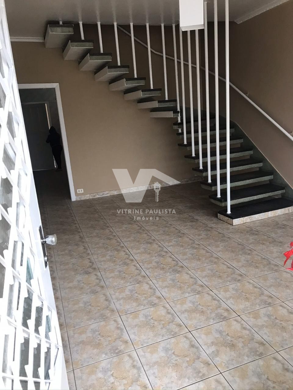 Casa à venda com 3 quartos, 150m² - Foto 2