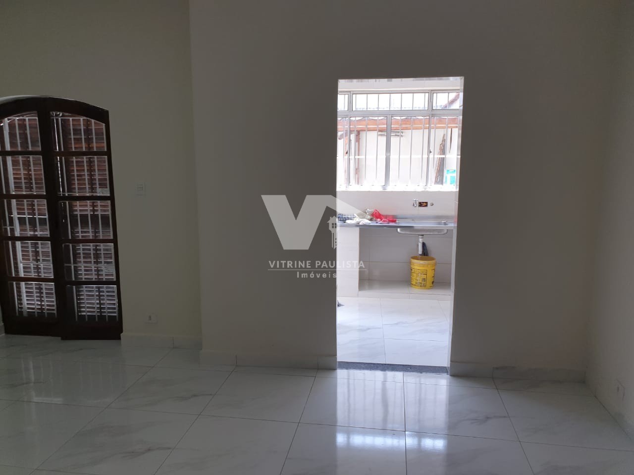 Casa à venda com 2 quartos, 105m² - Foto 12