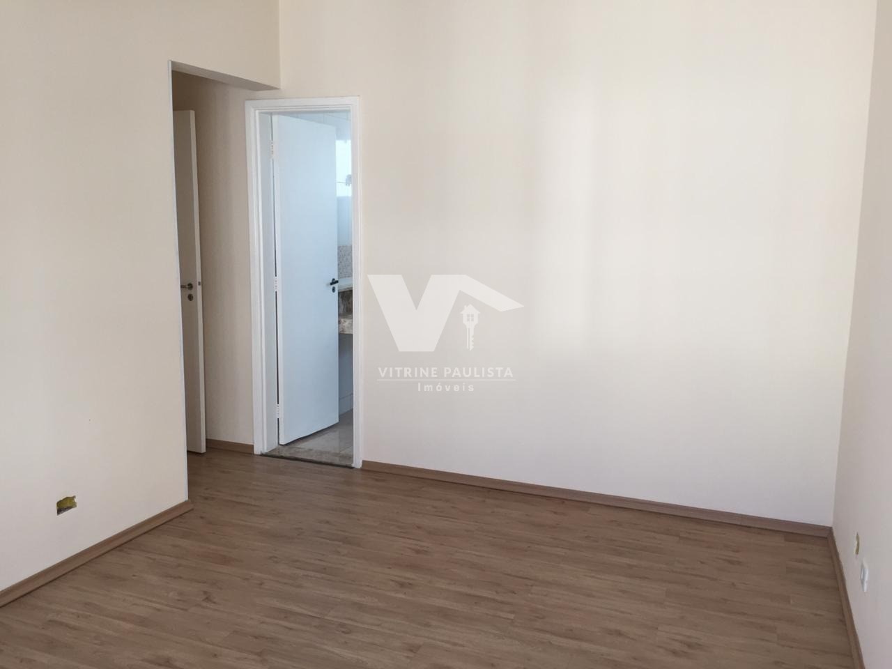 Apartamento à venda com 3 quartos, 135m² - Foto 8