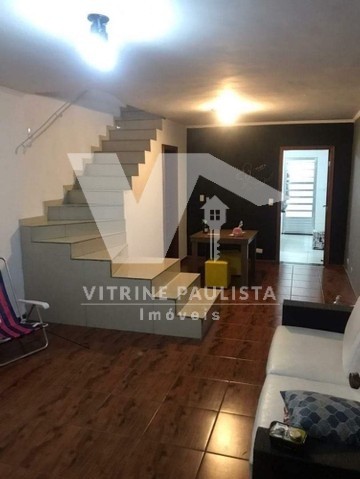 Casa à venda com 4 quartos, 220m² - Foto 2