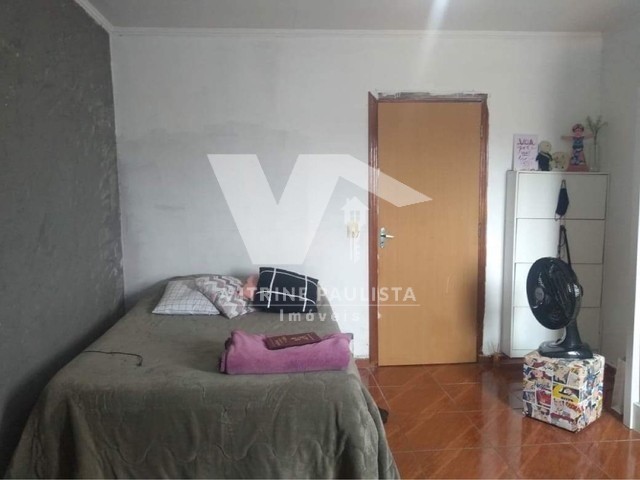 Casa à venda com 4 quartos, 220m² - Foto 11