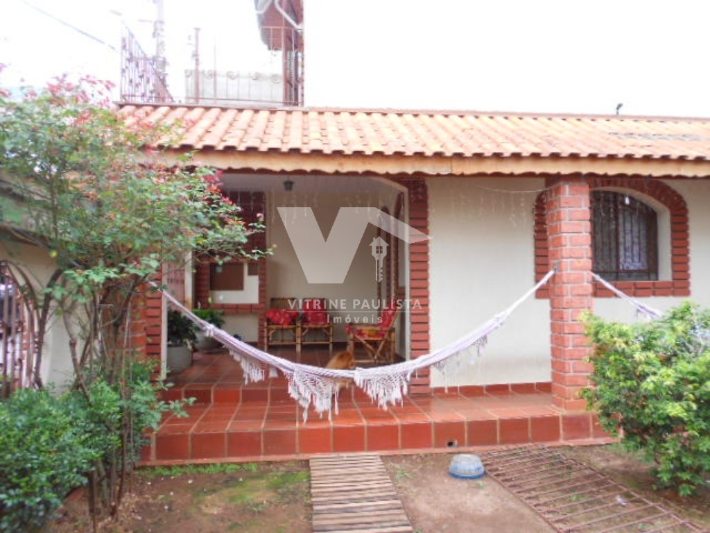 Casa à venda com 4 quartos, 200m² - Foto 5