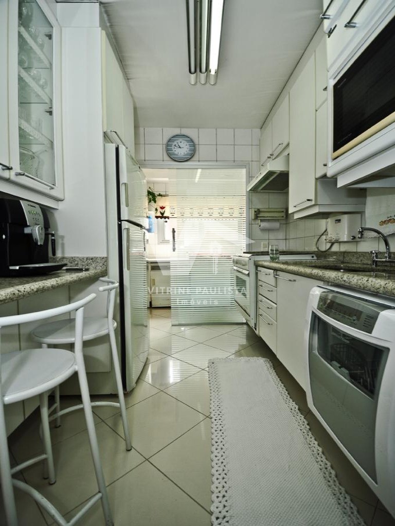 Apartamento à venda com 3 quartos, 98m² - Foto 5