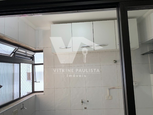 Apartamento à venda com 3 quartos, 75m² - Foto 14