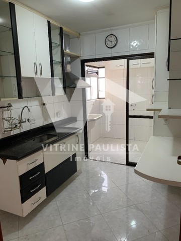 Apartamento à venda com 3 quartos, 75m² - Foto 4