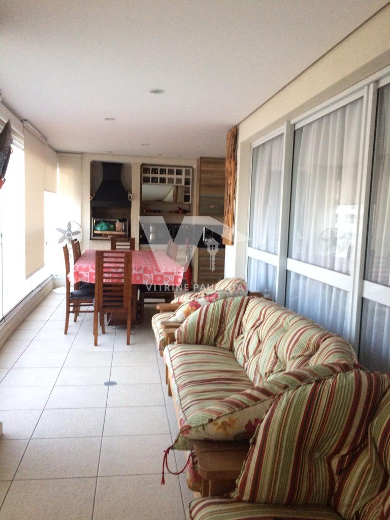 Apartamento à venda com 3 quartos, 156m² - Foto 6