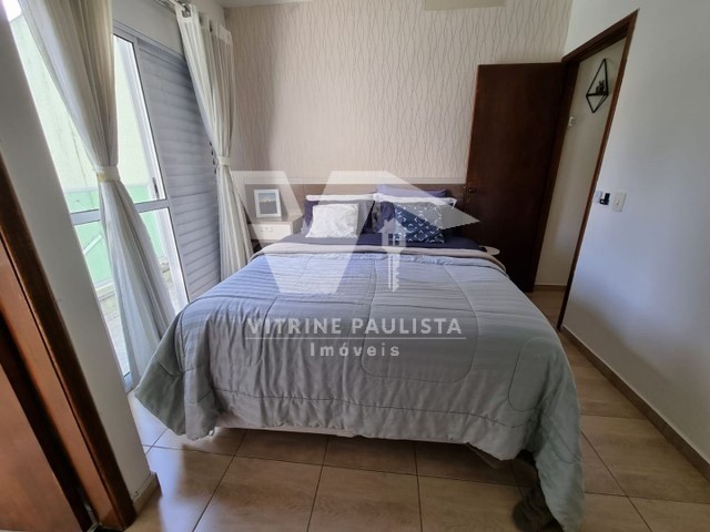 Casa à venda com 3 quartos, 145m² - Foto 1