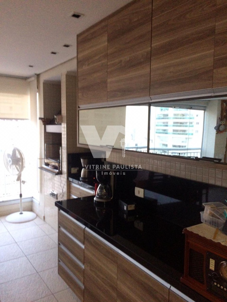 Apartamento à venda com 3 quartos, 156m² - Foto 9