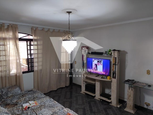 Casa à venda com 3 quartos, 250m² - Foto 4