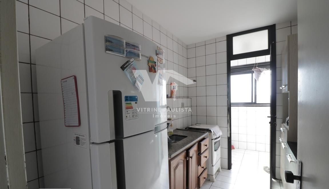 Apartamento à venda com 3 quartos, 75m² - Foto 4