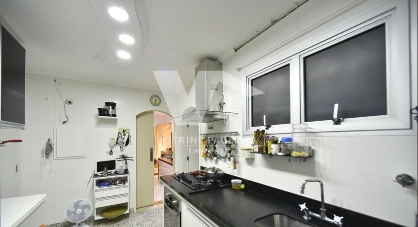 Apartamento à venda com 4 quartos, 140m² - Foto 13