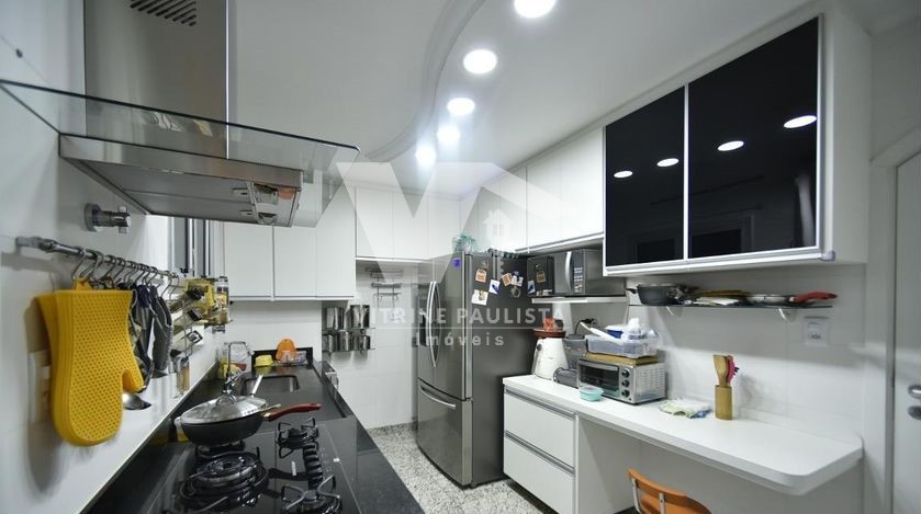 Apartamento à venda com 4 quartos, 140m² - Foto 12