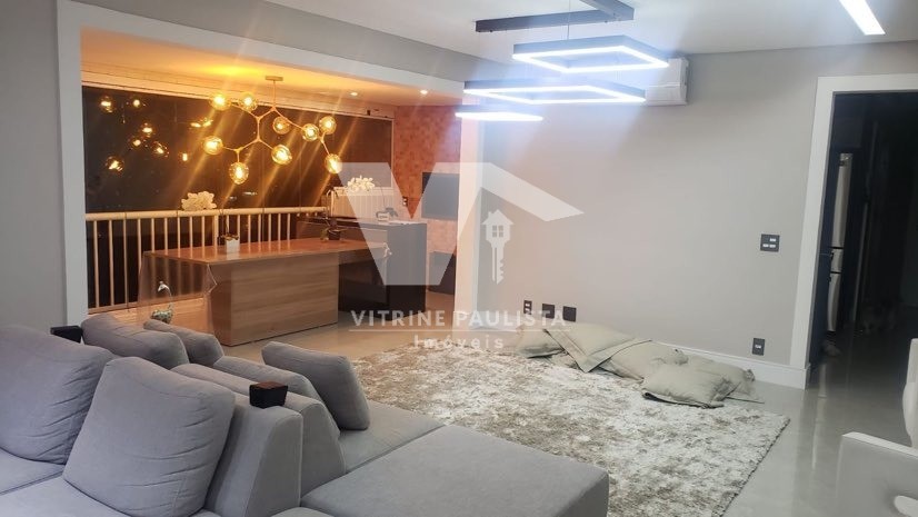 Apartamento à venda com 3 quartos, 115m² - Foto 1