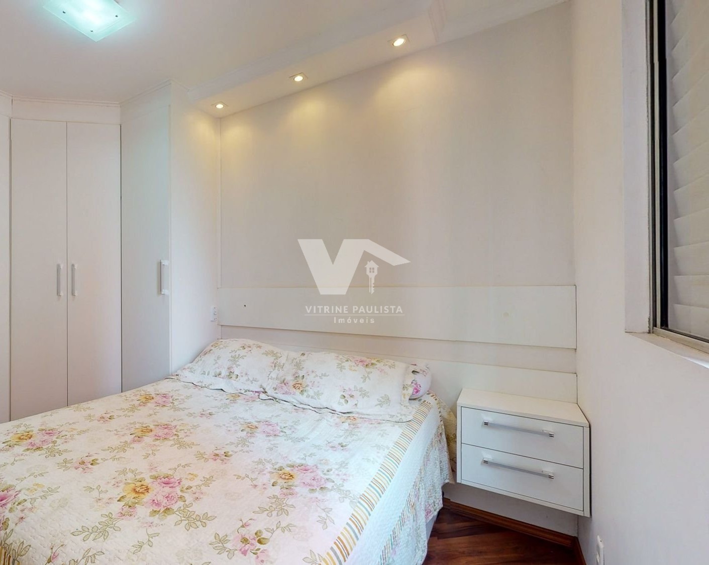 Apartamento à venda com 2 quartos, 60m² - Foto 16