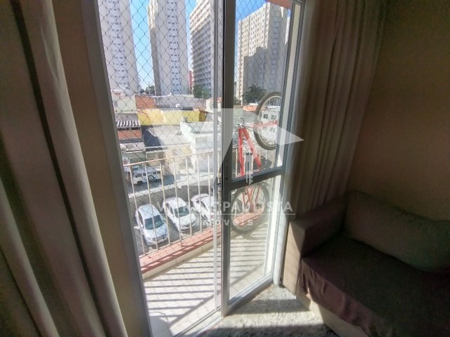 Apartamento à venda com 3 quartos, 65m² - Foto 2