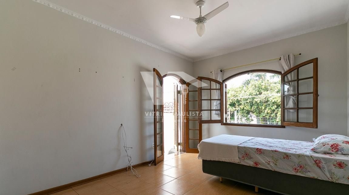 Casa à venda com 5 quartos, 182m² - Foto 21