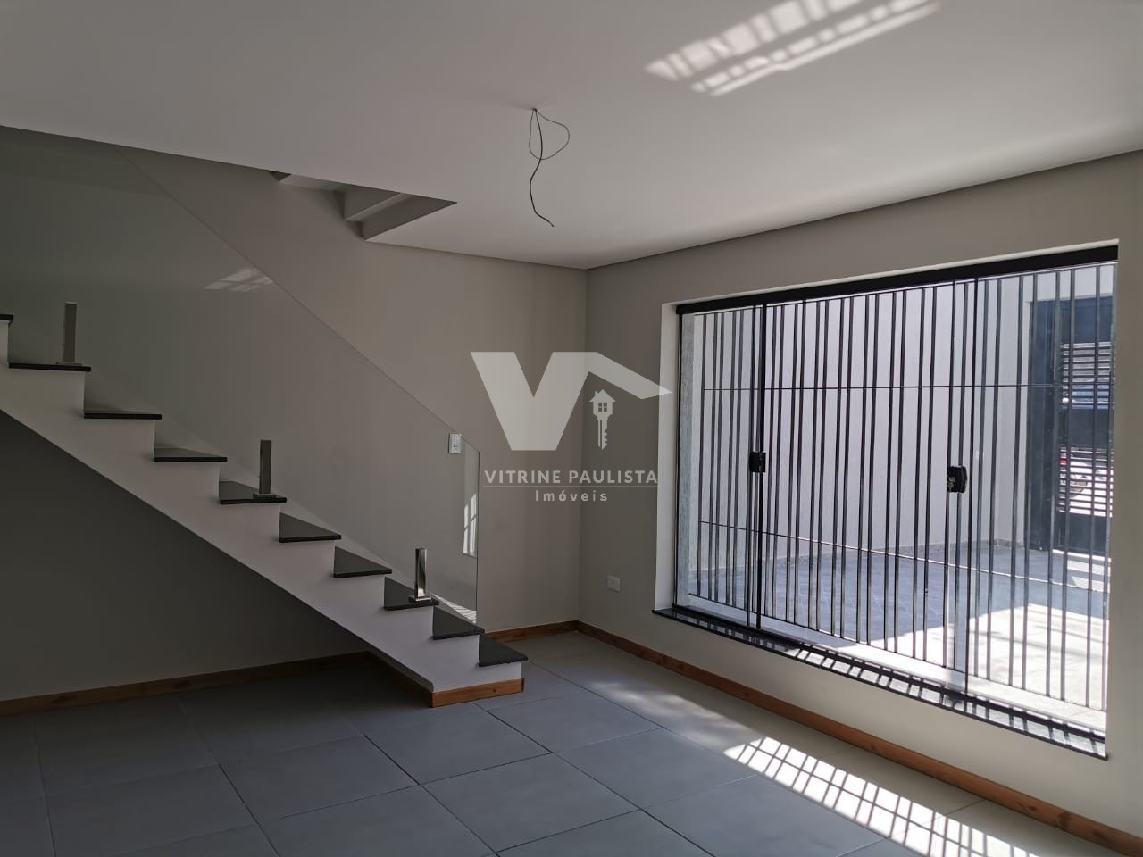 Casa à venda com 3 quartos, 130m² - Foto 3