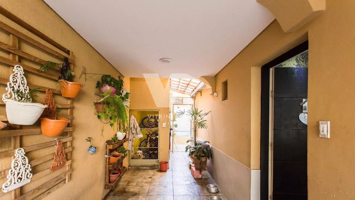 Casa à venda com 2 quartos, 210m² - Foto 43