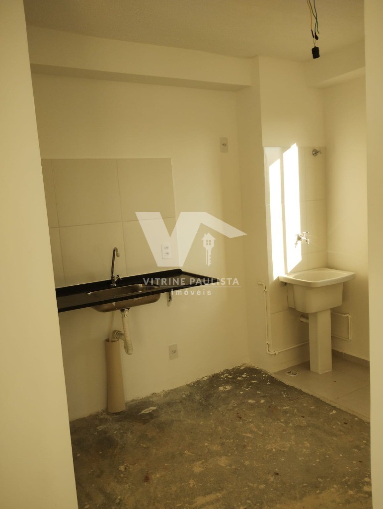 Apartamento à venda com 2 quartos, 39m² - Foto 10