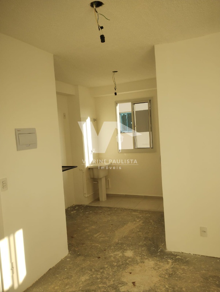 Apartamento à venda com 2 quartos, 39m² - Foto 9