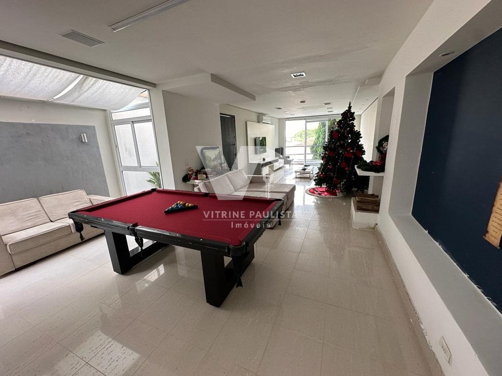 Casa à venda com 3 quartos, 335m² - Foto 4