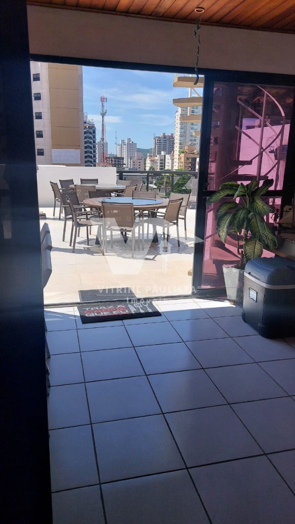 Cobertura, 3 quartos, 220 m² - Foto 25